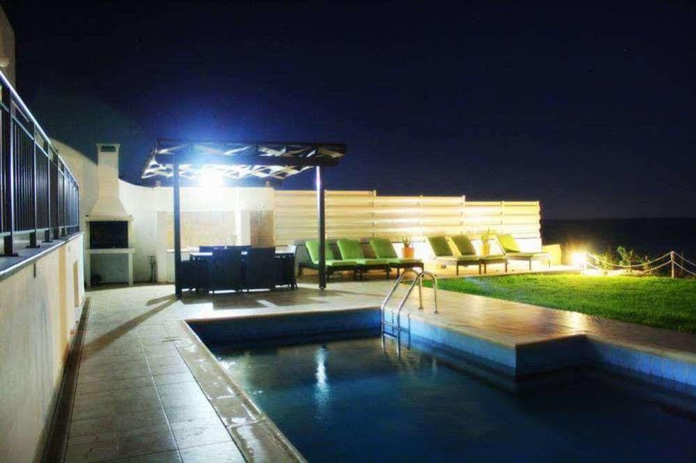 Blue Coral Beach Villas Пафос Екстериор снимка